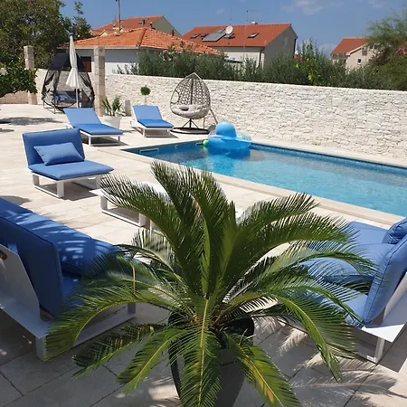 Villa Sarah Supetar Exterior photo